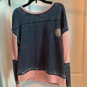 RIPCURL crewneck sweatshirt!! SIZE XS